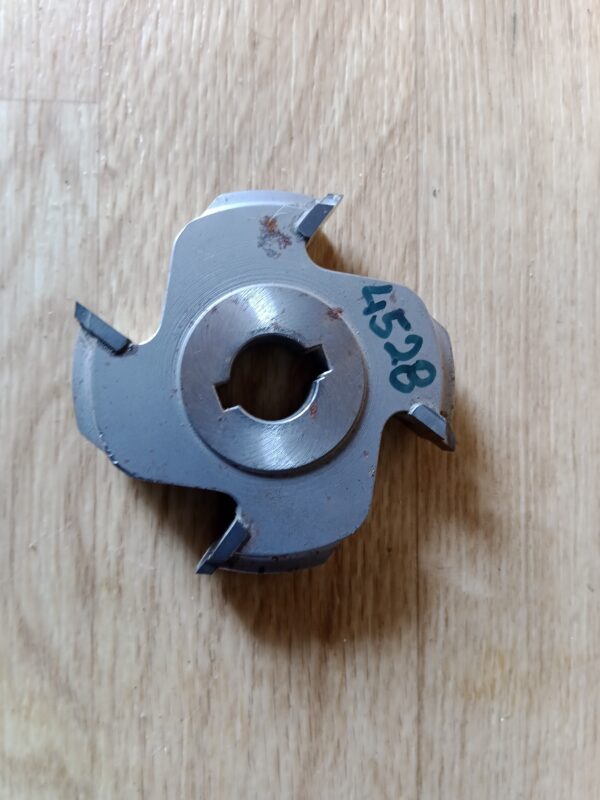 fréza kotoučová r-2,5mm